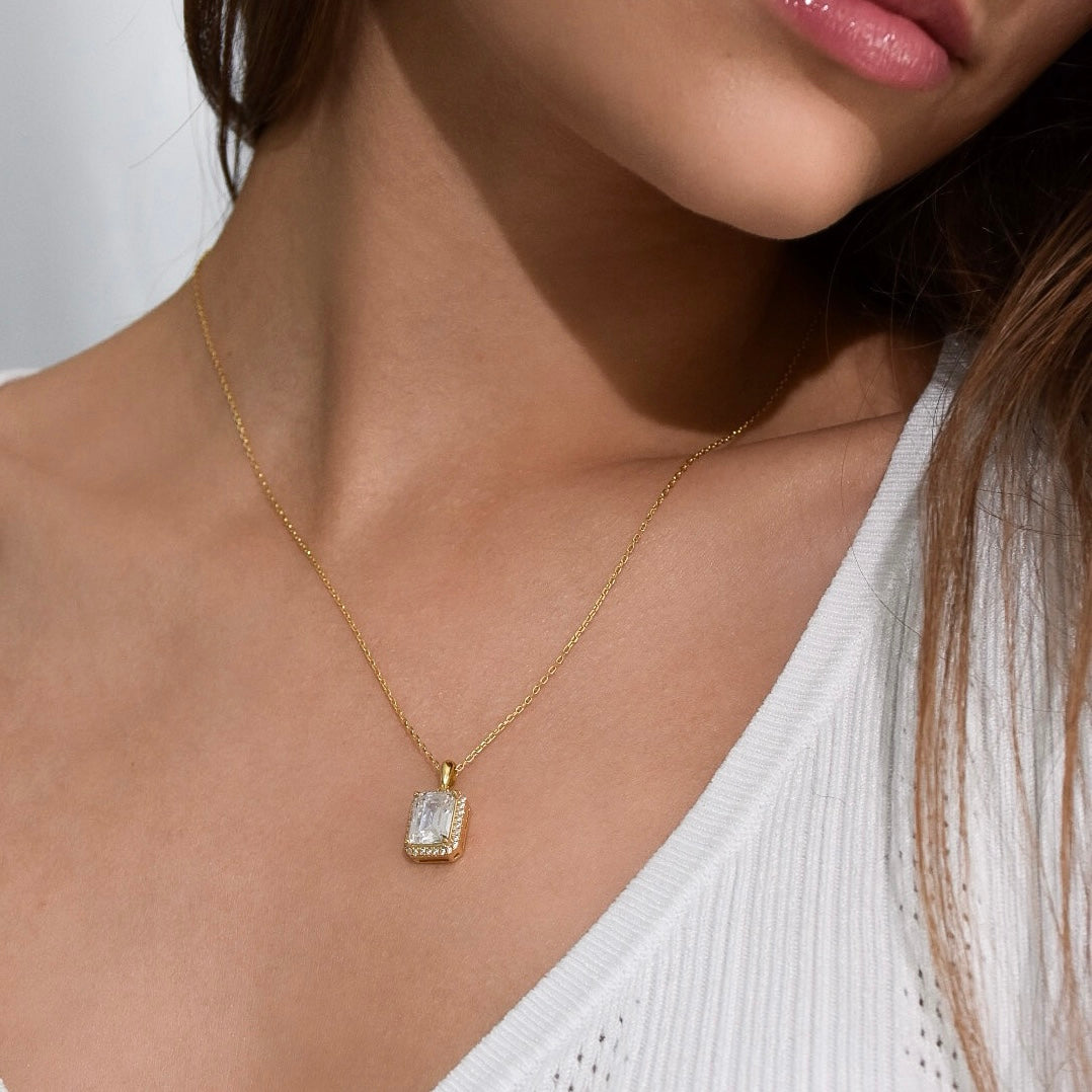 Moscow Necklace